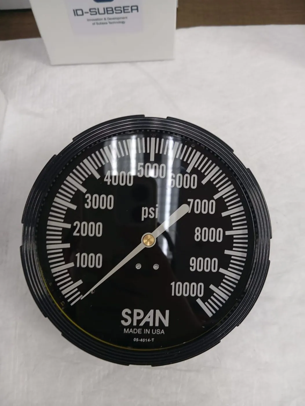 Escala de 0 a 10.000 psi