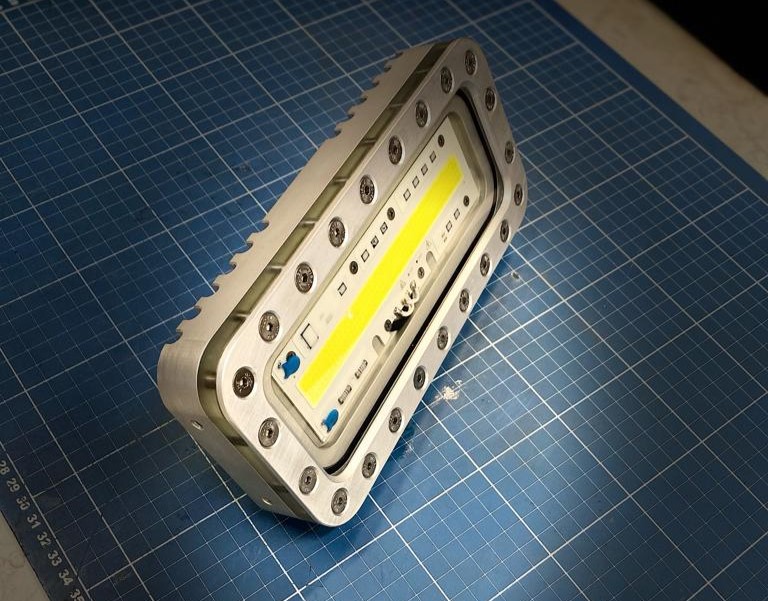 Luminaria V4 Flood - 04